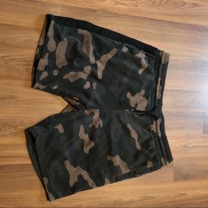 Men’s Camo shorts
